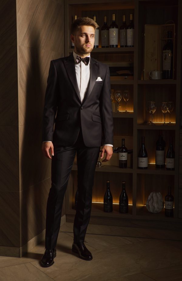 Costum Black Tuxedo